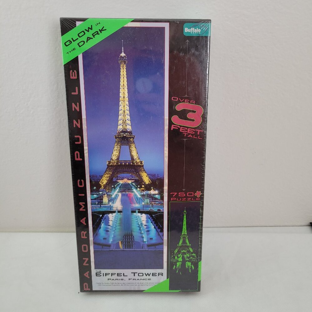 New Vintage Puzzle Eiffel Tower Glow In The Dark Panoramic 750 pc Buffalo Games